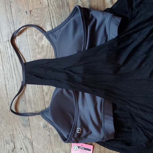 2 top bundle  6 for $10 tops - Picture 5 of 13